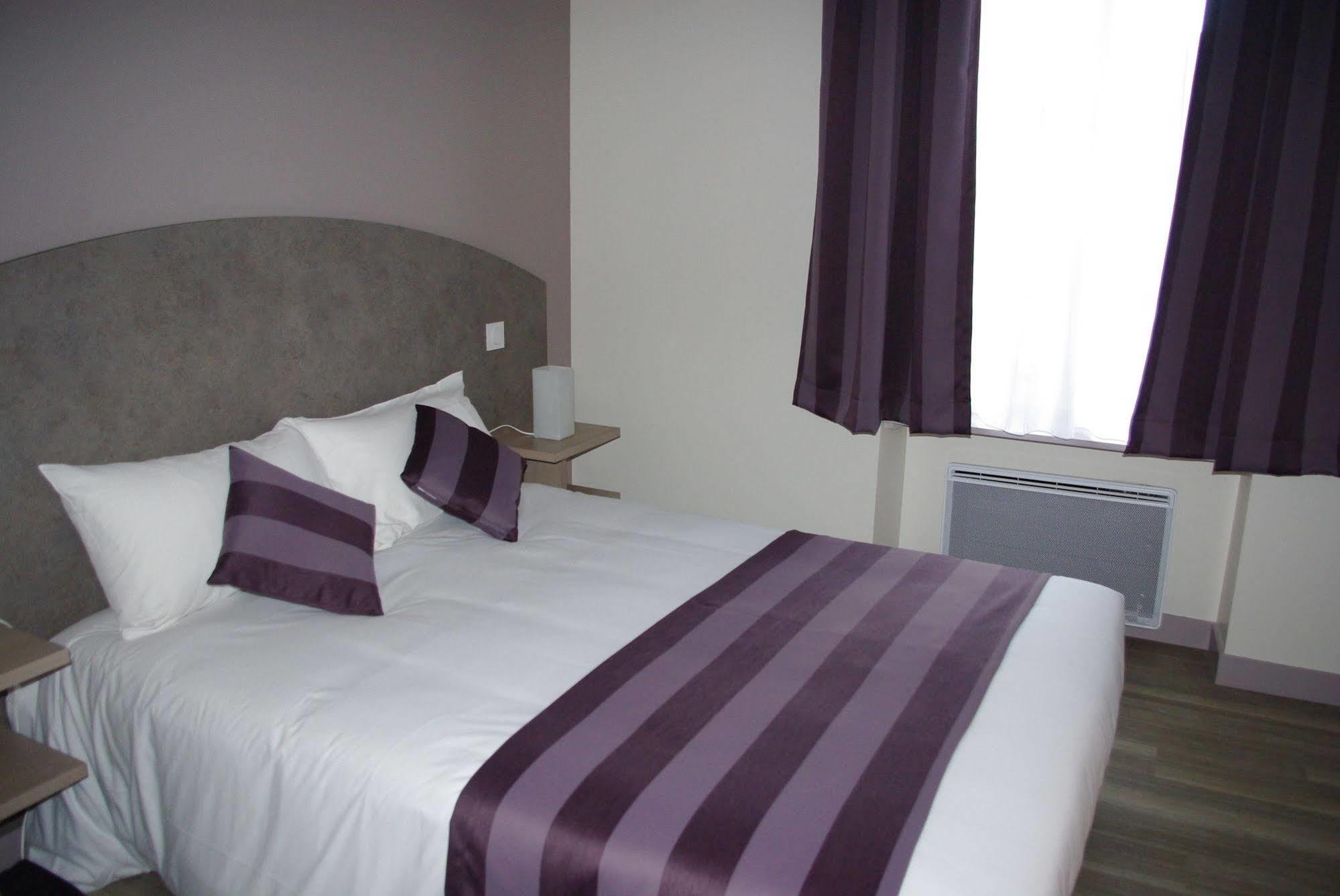 Cit'Hotel Le Commerce Сожон Экстерьер фото